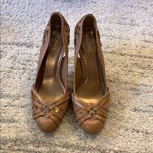 Aldo Tan Pumps size 39